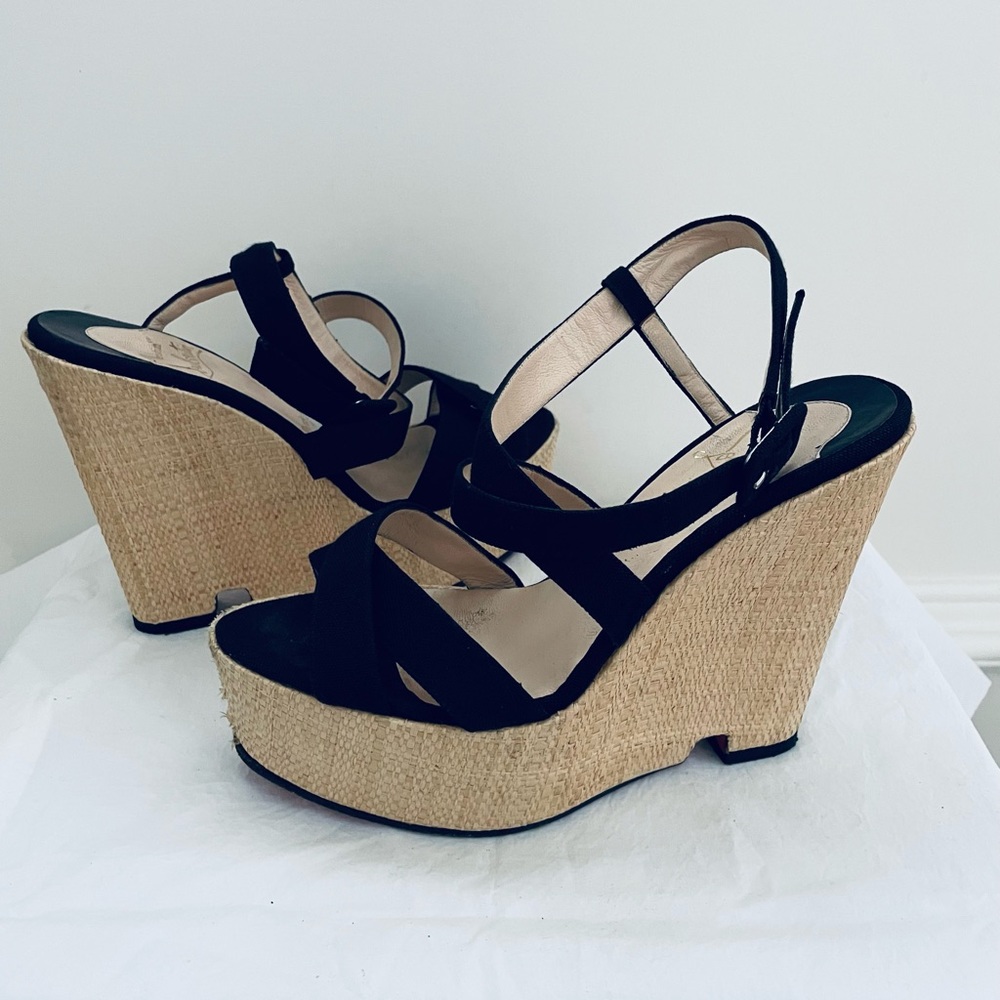 Authenticated Christian Louboutin Platform Wedges Black with Raffia EU 39